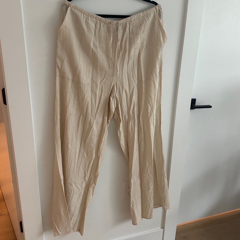 Crepe wide leg pants - never worn